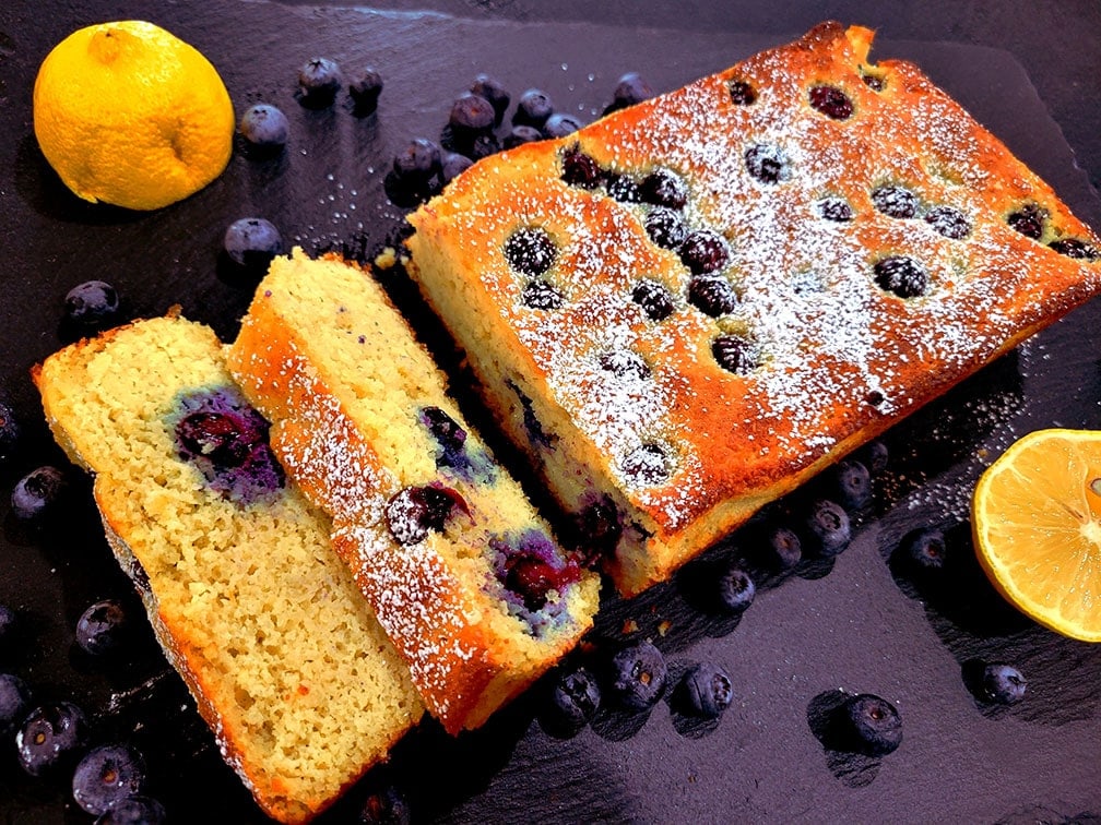 Almond Lemon Blueberry cake - Simple Tasty Eating